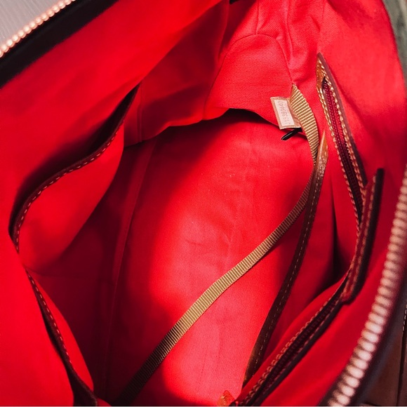 Dooney & Bourke Florentine Leather Domed Buckle Purse Satchel Natural, Dust Bag - Picture 11 of 12